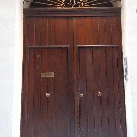 Il Mio Posto Ai Quattro Canti - Centro Storico Apartment *